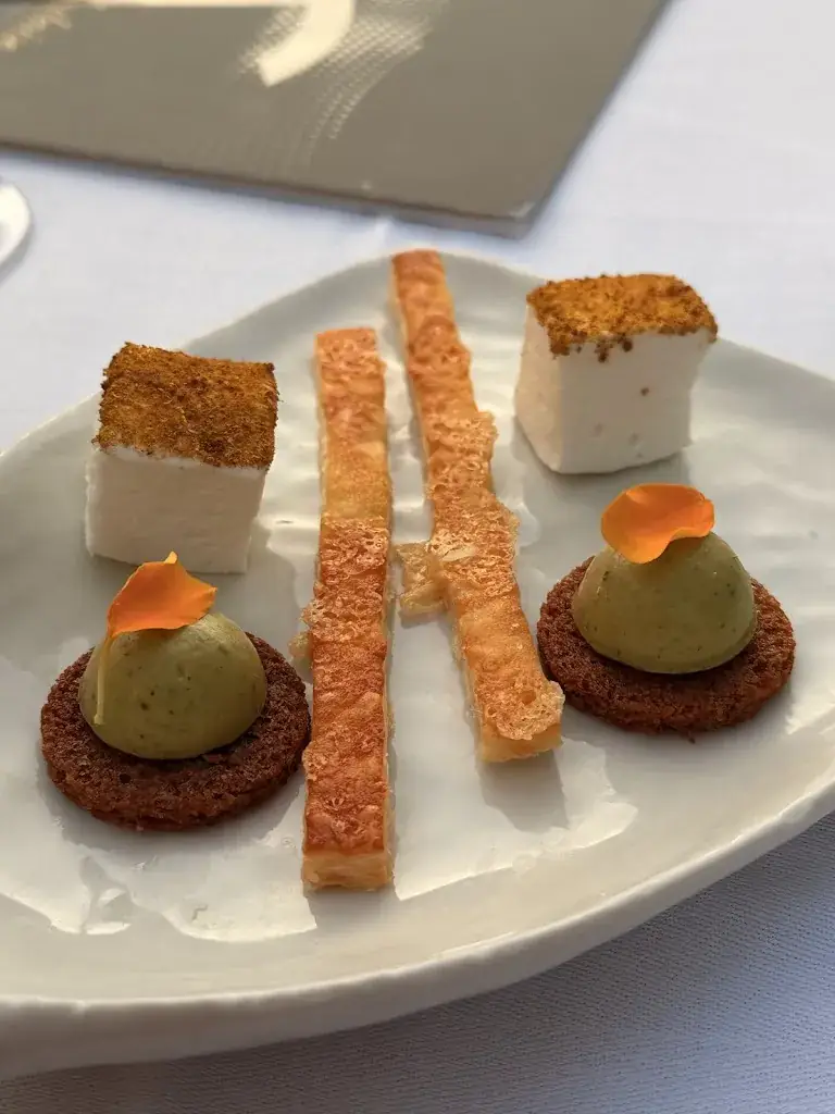 Y. Z. Li_Restaurant Le Clos d'Amboise_Amboise_review