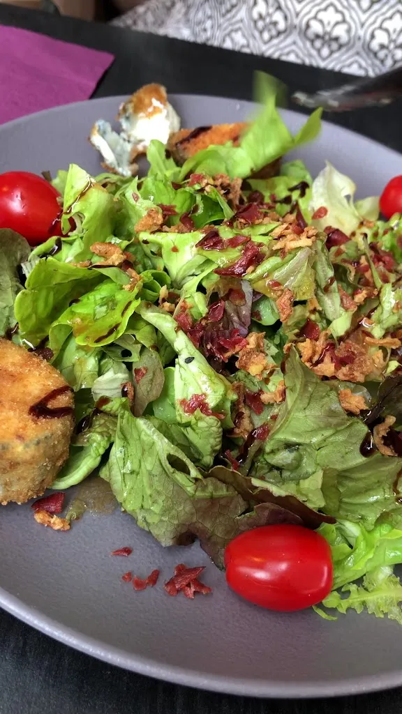 L'ambacia_Amboise_slider_image_2