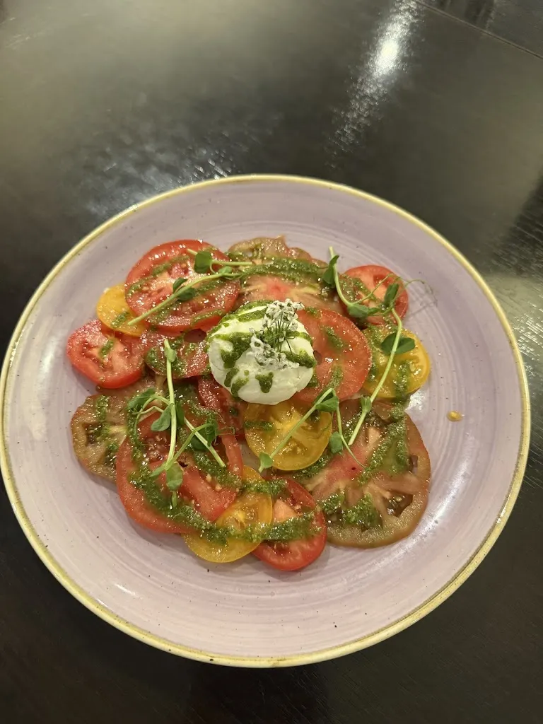 L'ambacia_Amboise_slider_image_3