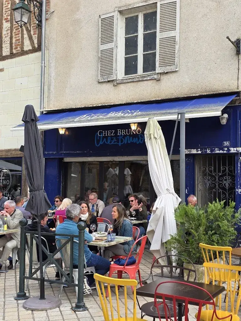 James M_Chez Bruno_Amboise_review