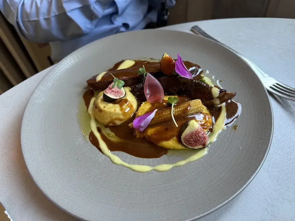 Le Lion D'Or_Amboise_slider_image_2