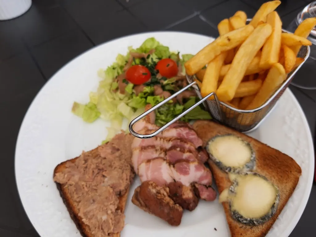 Brasserie de l'Ile d'Or restaurant in Amboise