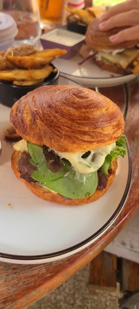 La Planque_Amboise_slider_image_2