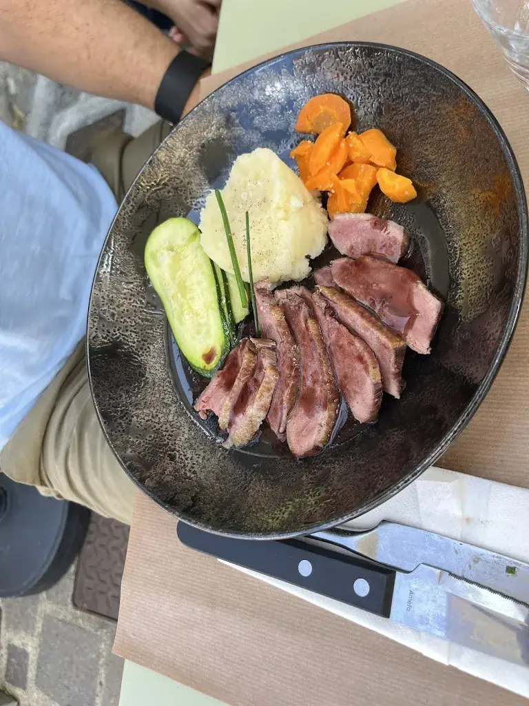 Desy Durchev _Restaurant CÔTÉ Cour_Azay-le-Rideau_review