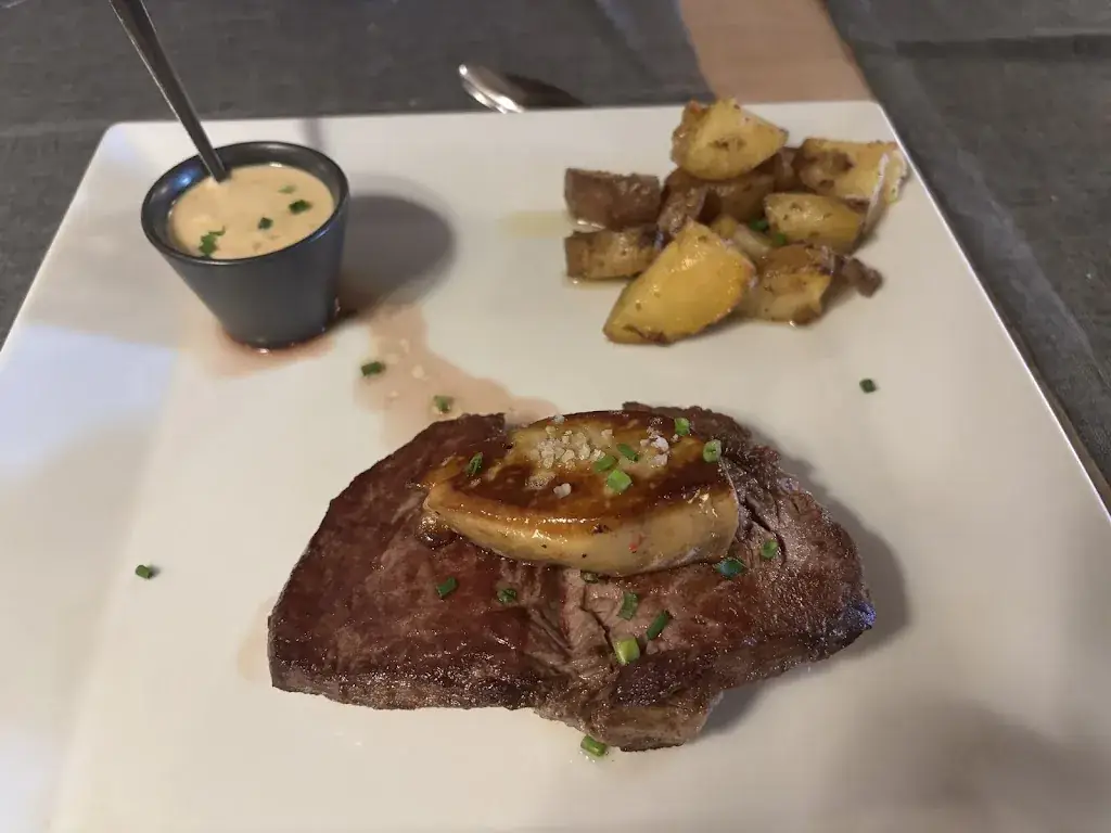 Restaurant Caves_Azay-le-Rideau_slider_image_3