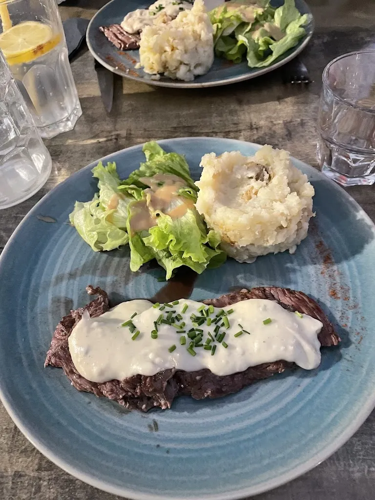 La Crédence_Azay-le-Rideau_slider_image_3