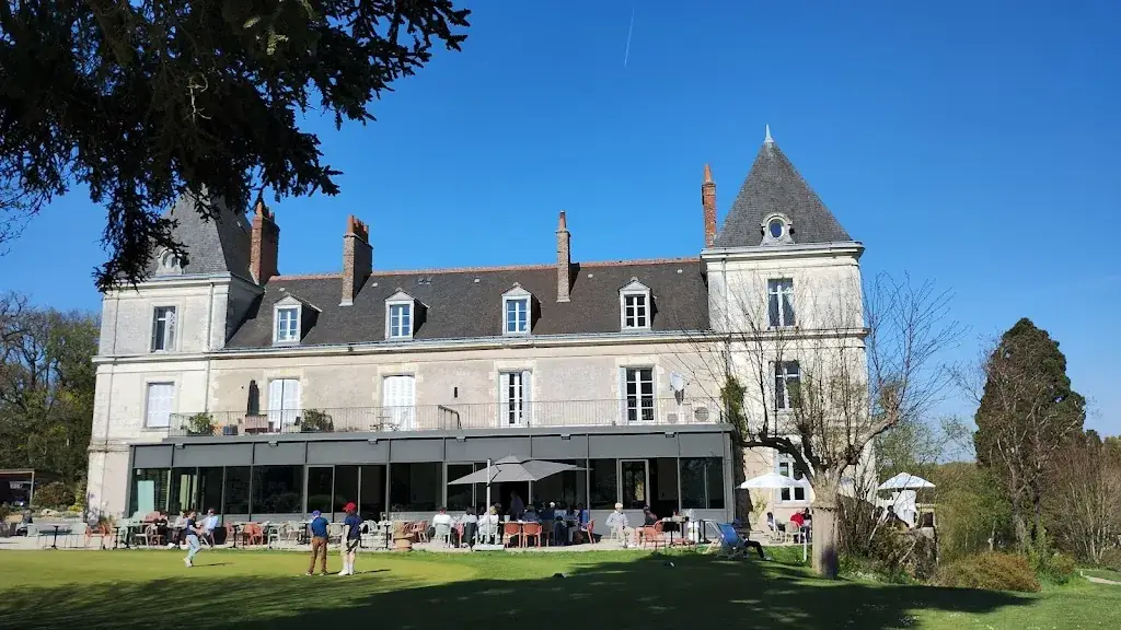 Michael Chaplin_Le Pavillon_Ballan-Miré_review