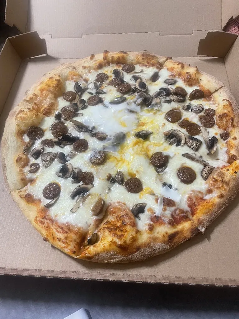 R Thushanthan_le cristo_Ballan-Miré_review