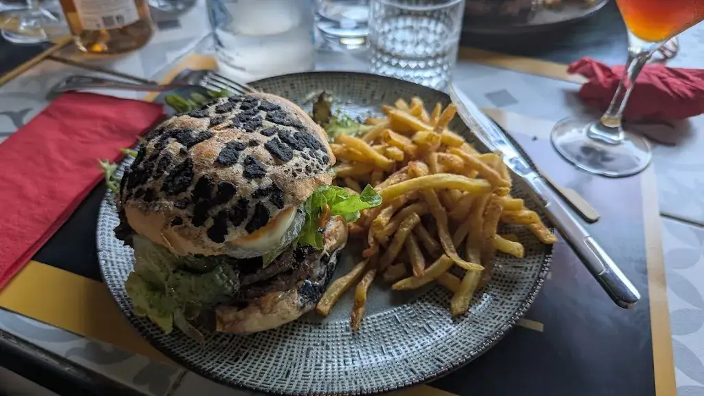 Dave Brown_Le P.R.E.T.Y Bistrot Lounge_Loches_recensione