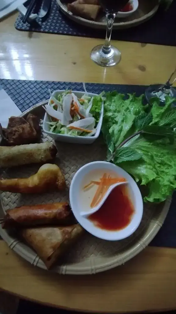 Cris Anton_Restaurant LA BAIE D'HALONG_Argenton-sur-Creuse_review