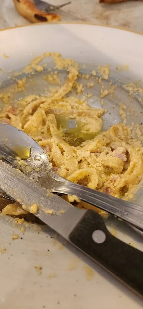 Guillaume Ullois_La Cinecitta_Argenton-sur-Creuse_review