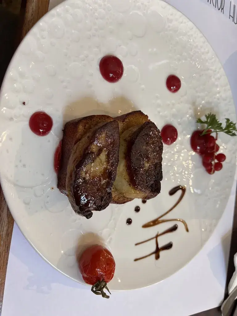 Cee Cee_Le Café Victor Hugo - VH_Valence_review