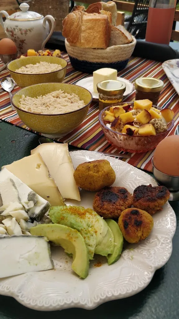 Hugues De Vuyst_La comtesse aux pieds nus_Argenton-sur-Creuse_review