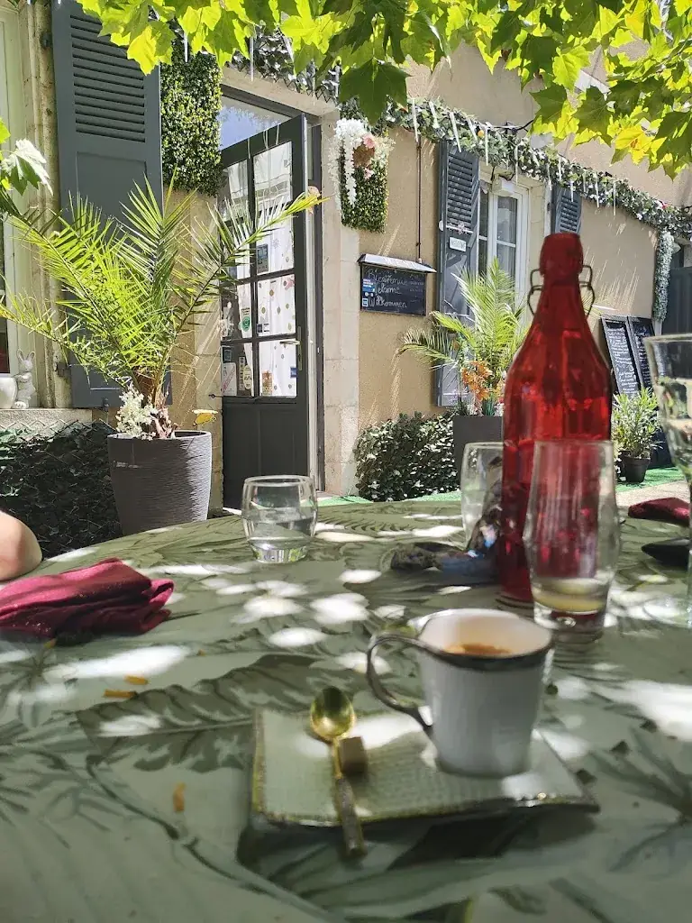 Sarah Ogden_Auberge des Saveurs_Chasseneuil_review