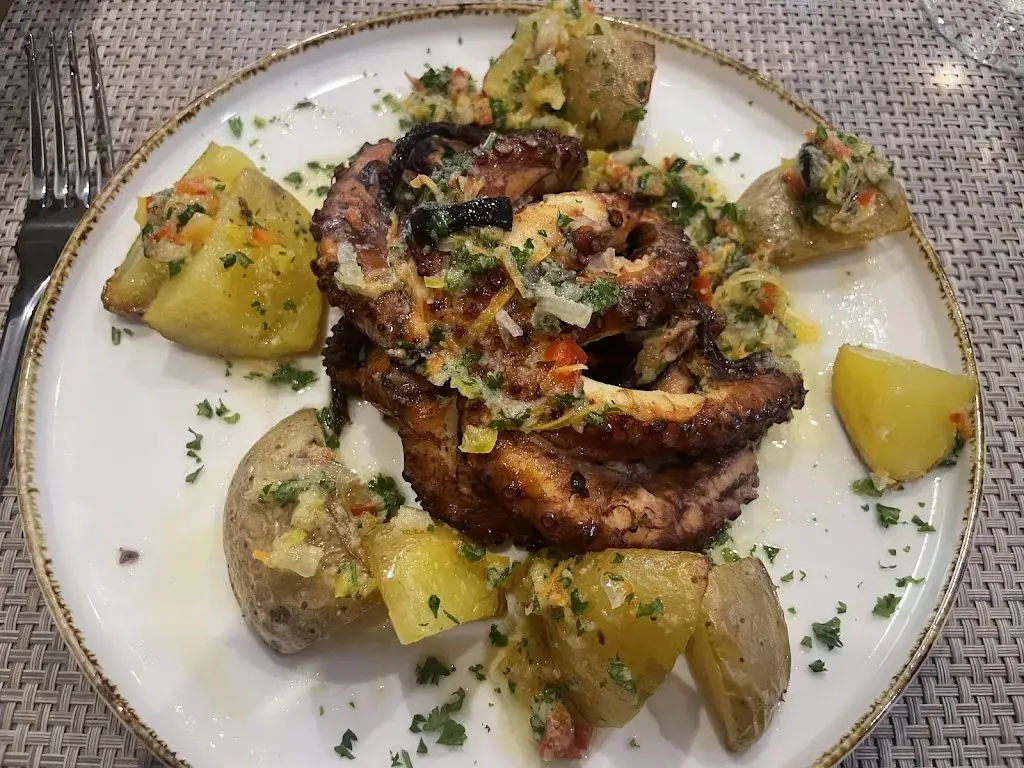 Menu_Les Copains Restaurant-Traiteur_Fontaines-sur-Saône_image_6