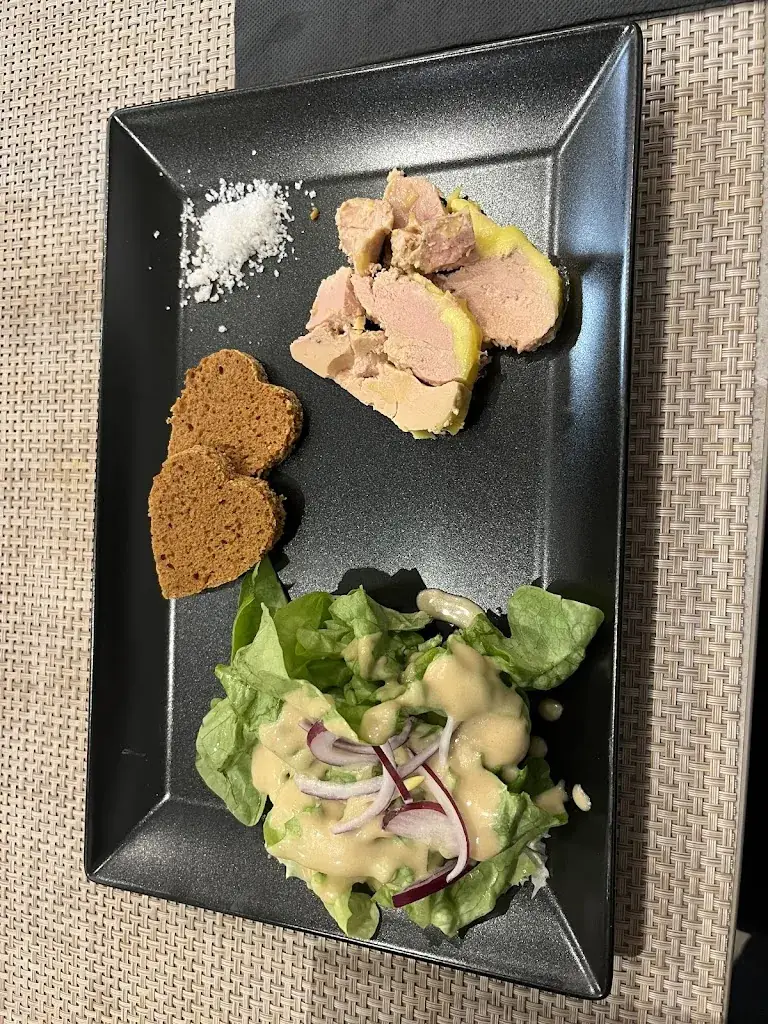 christelle levrat_Les Copains Restaurant-Traiteur_Fontaines-sur-Saône_review