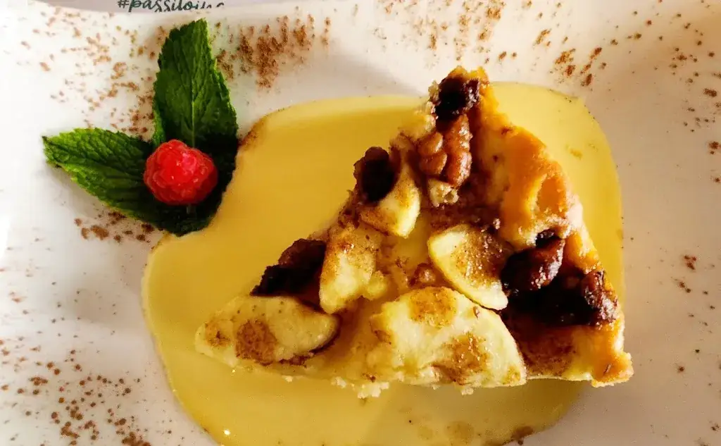 Henintsoa Rakotonizao_La Cantine_Montargis_review