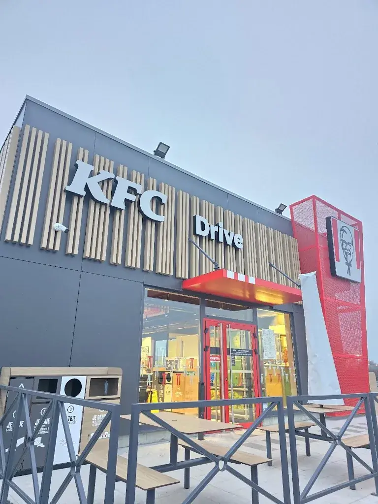 Jeyadilakshan 2k20_KFC MONTARGIS AMILLY_Amilly_review