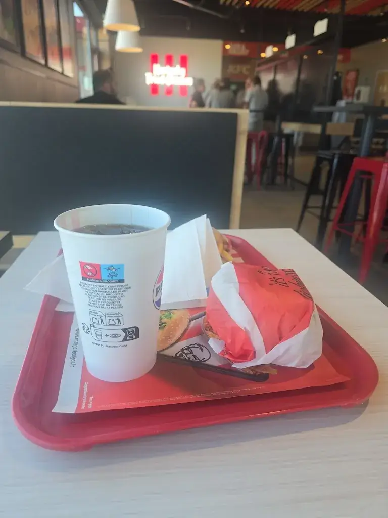 Akrem Kharbech_KFC MONTARGIS AMILLY_Amilly_review