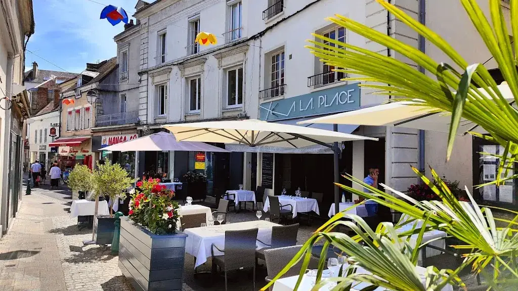 A la Place_Montargis_slider_image_3