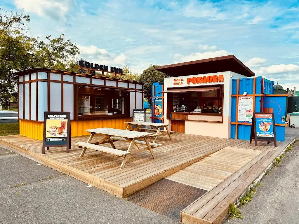 DEPARTEMENTAL Amilly - POKAORA & GOLDEN BUN - Food court à emporter_Amilly_slider_image_3