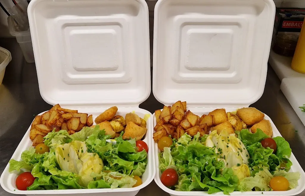 Aux Montécalvétiens_Château-Renault_slider_image_2