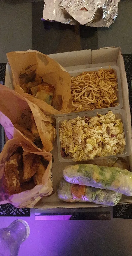 Guinot Marie_Via Hanoi_Château-Renault_review