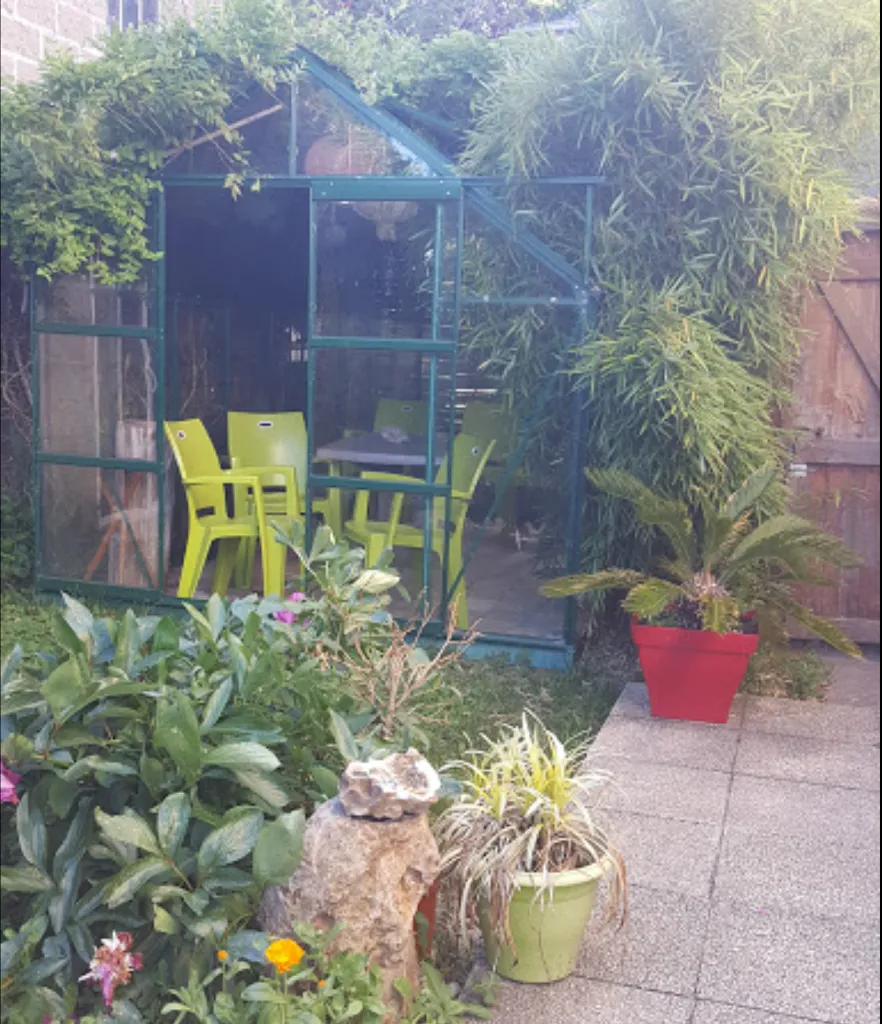 Via Hanoi_Château-Renault_slider_image_3