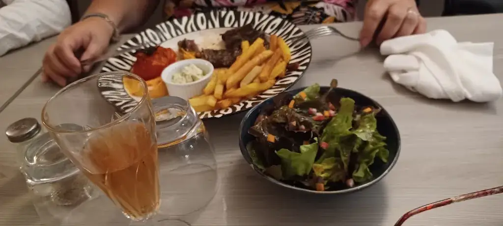 Menü_Le Petit Cabanon_Sathonay-Village_Bild_6