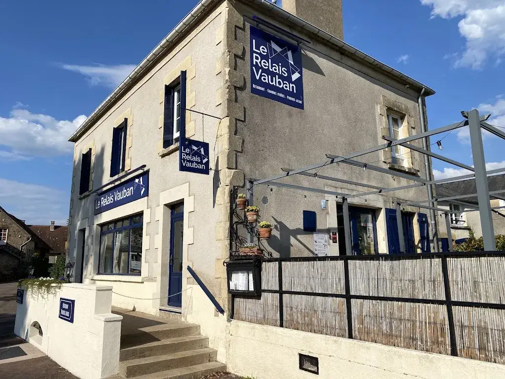 camille comme_Le Relais Vauban - Restaurant & Chambres d'hôtes_Bazoches_review