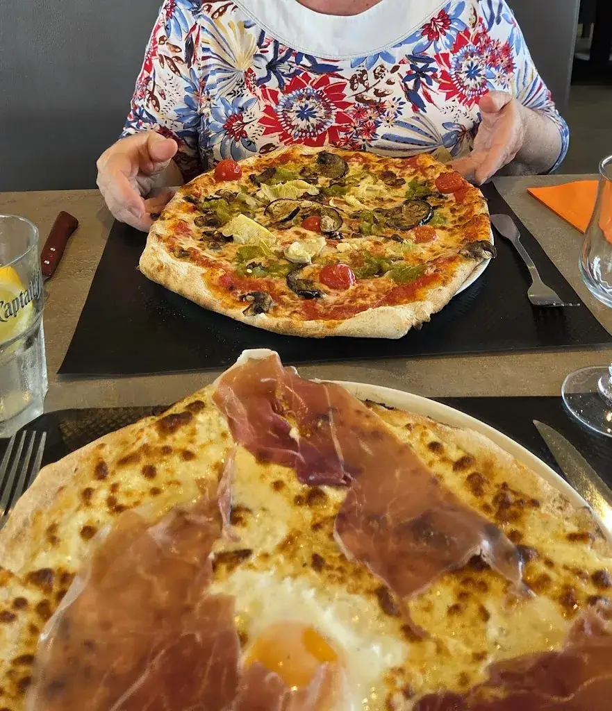 Nadege DOREAU_LE LEO_Cailloux-sur-Fontaines_review