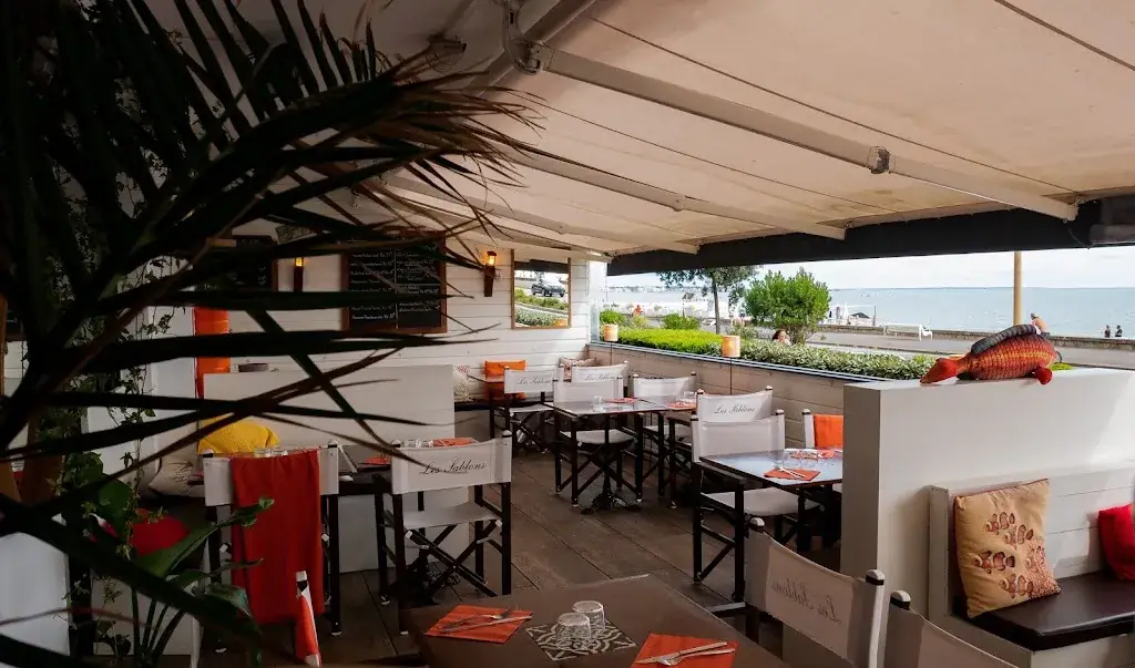 Les Sablons Restaurant in Baule-Escoublac