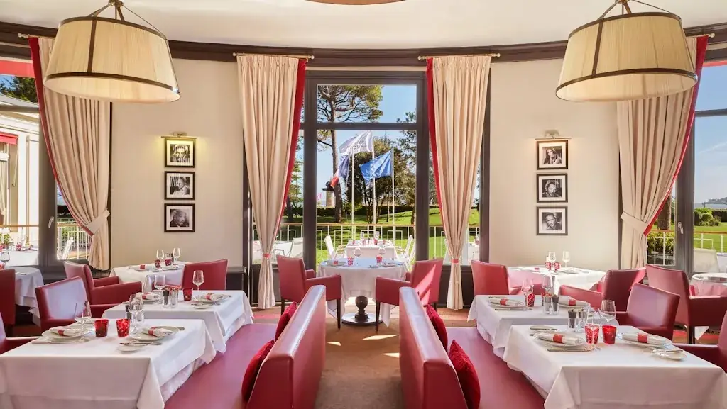 Le Fouquet’s Restaurant in Baule-Escoublac