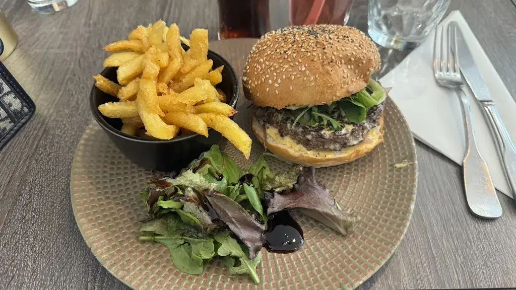 Cc It_Le Tova_Baule-Escoublac_review