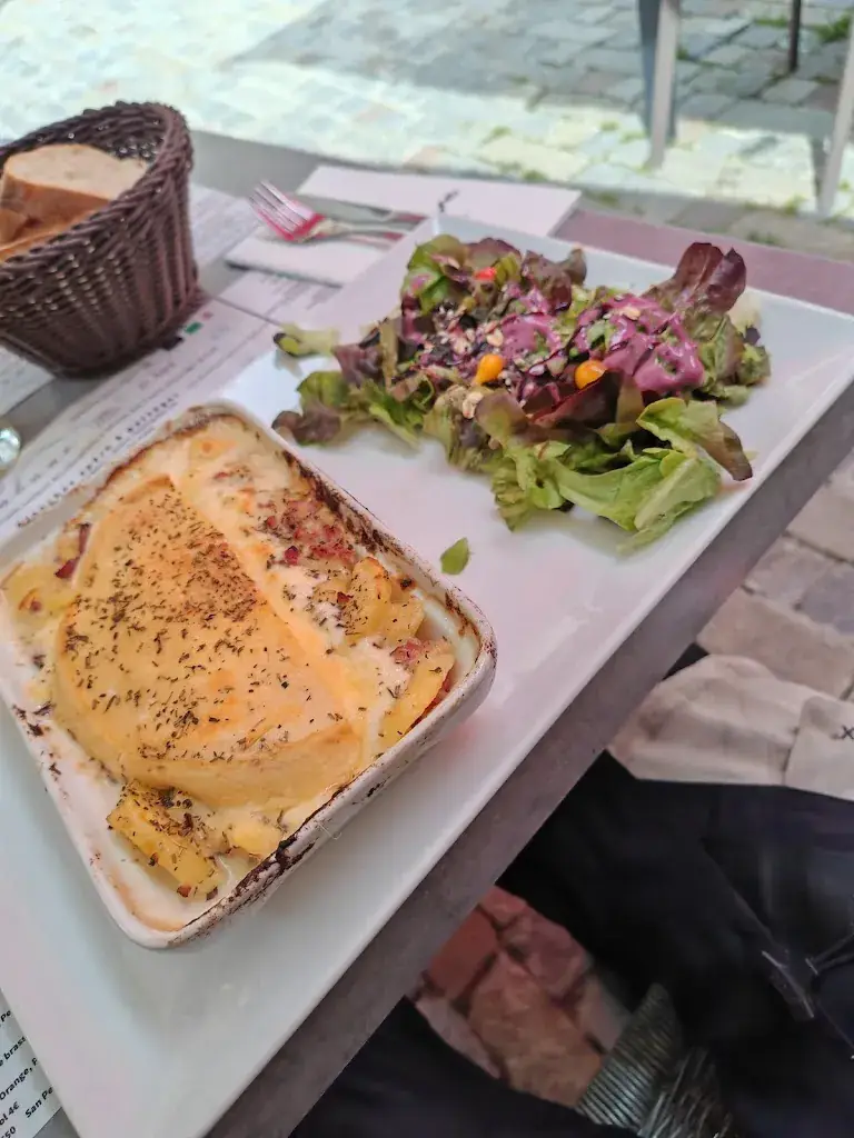 Matteo Budini_La Cabane_Bonneval-sur-Arc_review