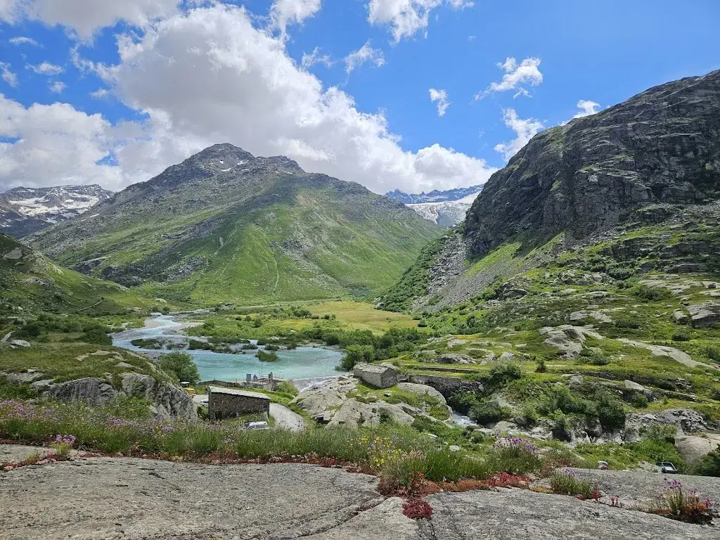 La pierre à cupules_Bonneval-sur-Arc_slider_image_2