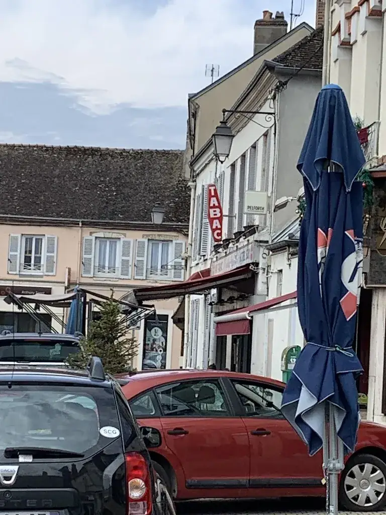 Santos Manuel_Le Café du Commerce_Beaune-la-Rolande_review