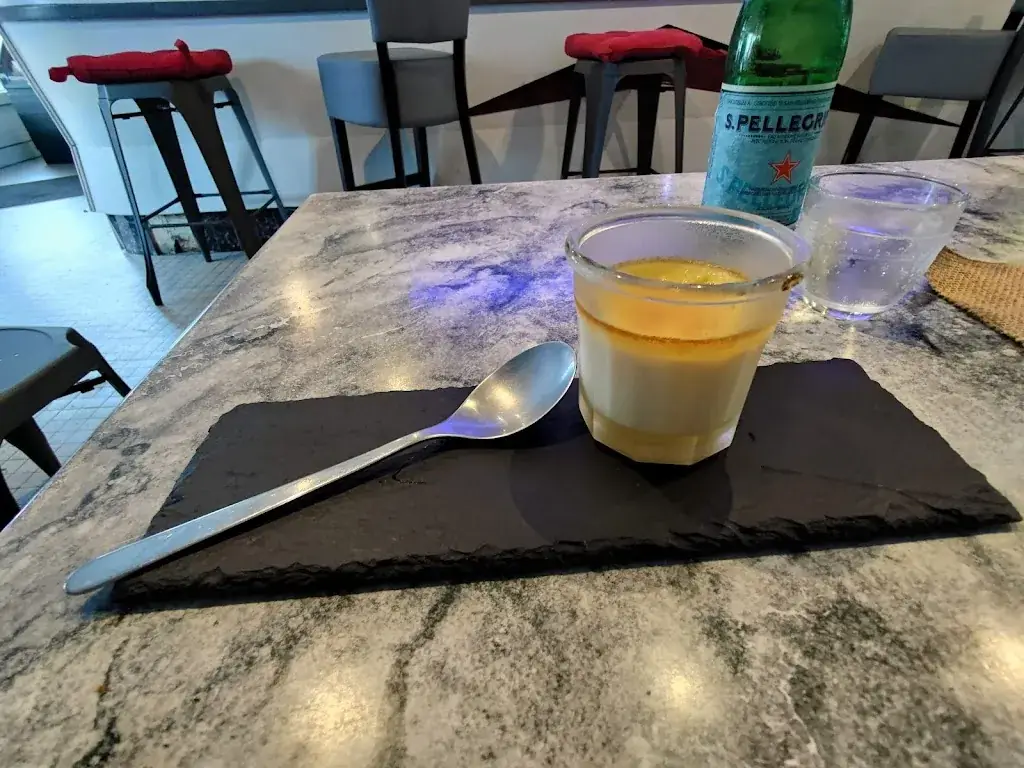 Le Café du Commerce_Beaune-la-Rolande_slider_image_2