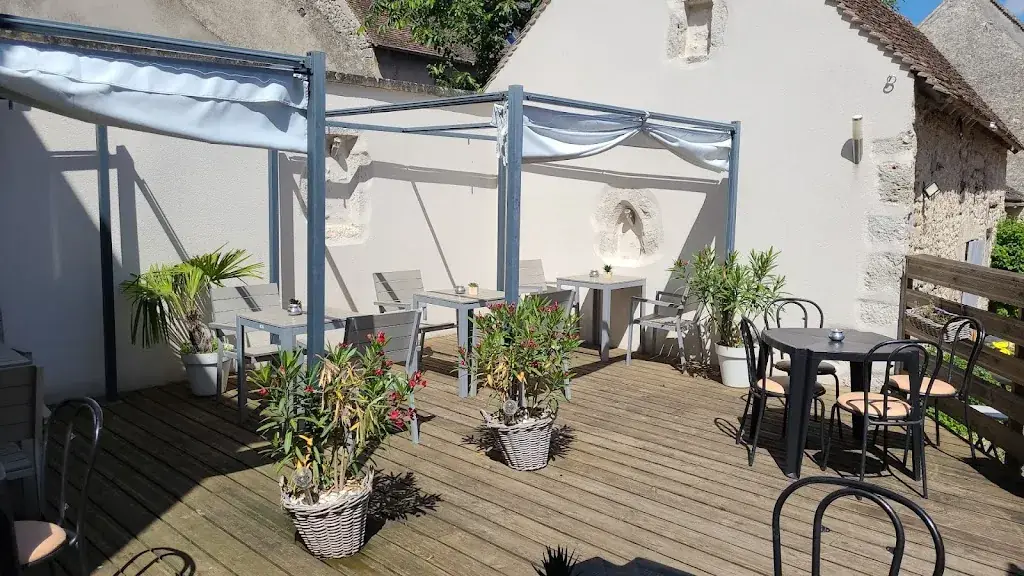 Le Café du Commerce_Beaune-la-Rolande_slider_image_3