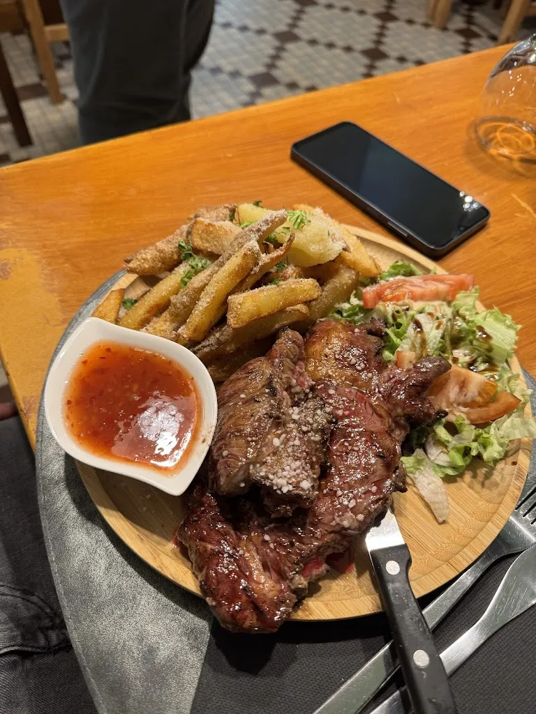 Chez Robert et Nina_Beaune-la-Rolande_slider_image_2