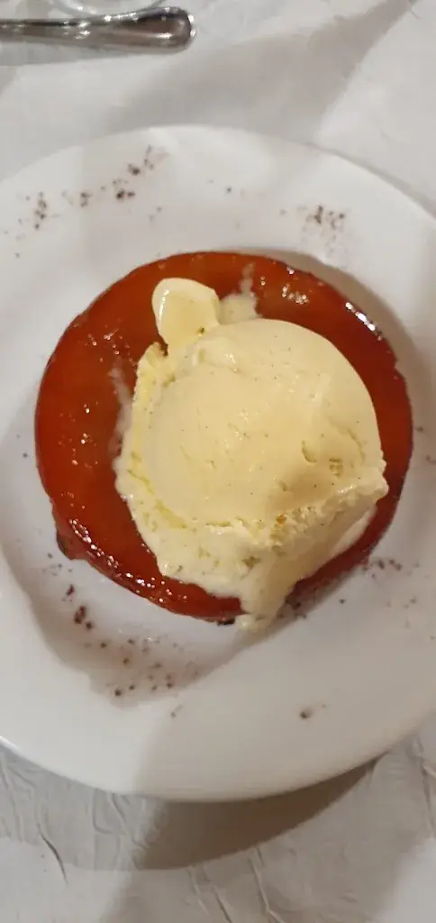 Marie_Relais D'la gare d'Auxy_Auxy_review