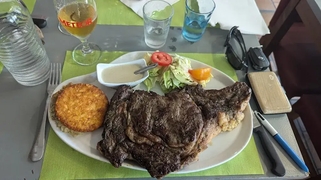 Steven David_Bar _ Le Diapason Brasserie_Belleville-sur-Loire_review