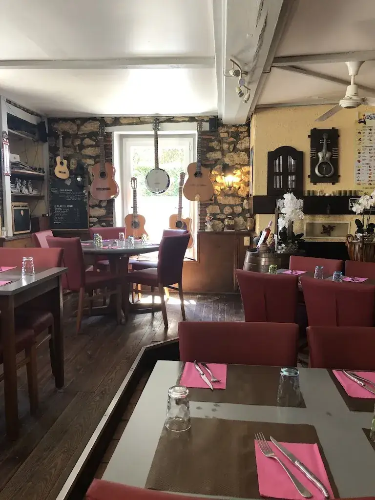 Bar _ Le Diapason Brasserie_Belleville-sur-Loire_slider_image_3