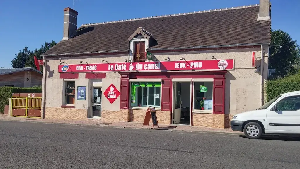 Bar Tabac "Le Café Du Canal" restaurant in Belleville-sur-Loire