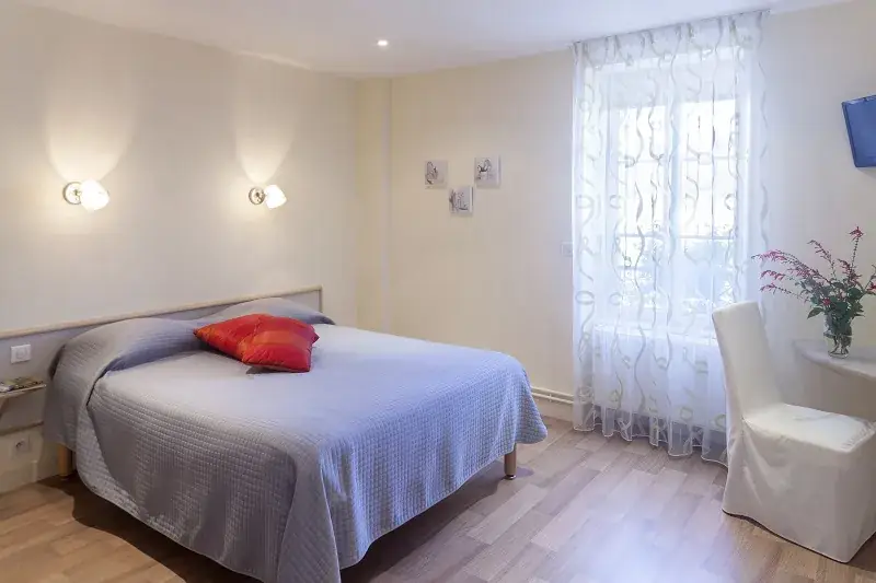 Hôtel Restaurant le Clos du Vigneron_Ousson-sur-Loire_slider_image_1