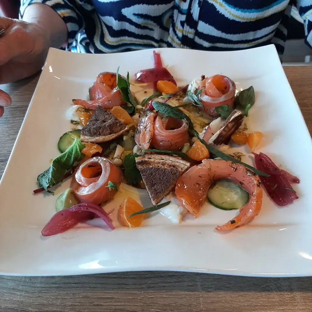 Le Comptoir Des Voyageurs_Bonny-sur-Loire_slider_image_2