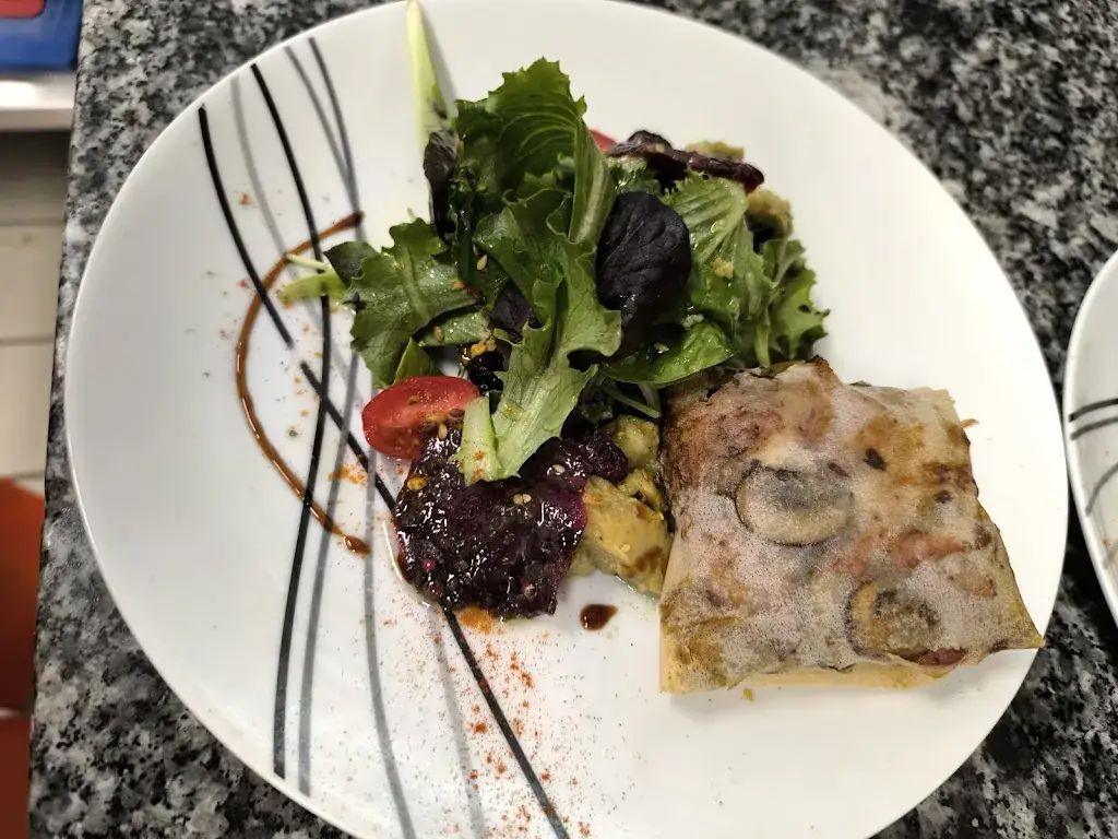 La p’tite Guinguette_Sury-près-Léré_slider_image_3