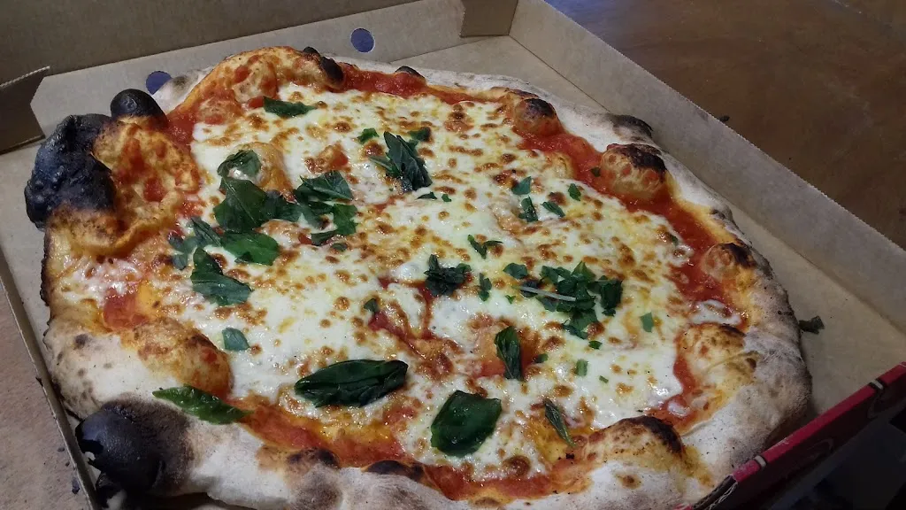 Menu_Camion _ PIZZA PLAZA_Belleville-sur-Loire_image_2