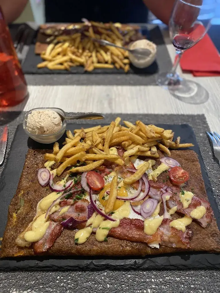 Emeline Grimeau_La Sarrazine_Bléré_review