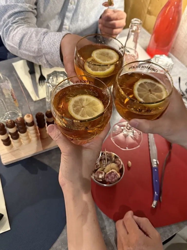 Charlene Kang_Pizzeria el Calzone_Bléré_review